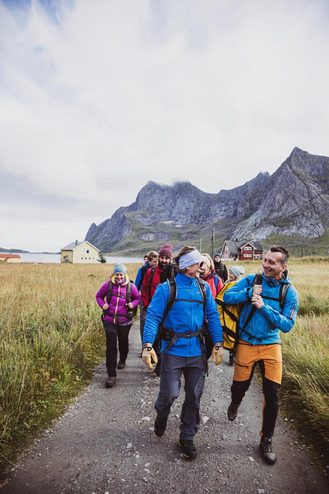 Lofoten Planet Basecamp Villa เซอร์วอเกน ภายนอก รูปภาพ